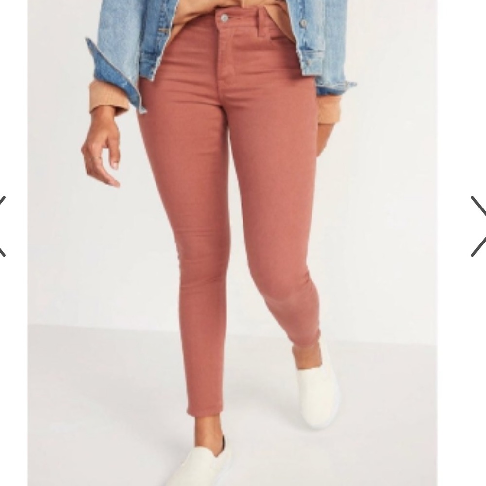 Old Navy Rockstar Super Skinny salmon size 2 - Picture 2 of 4